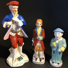 VINTAGE PORCELAIN FIGURINES