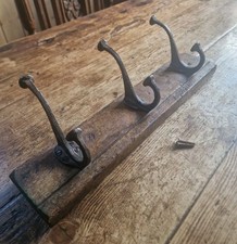 Vintage Wooden Wall Coat Hanger. 3 Double Pronged Hooks & Oak Back Board 