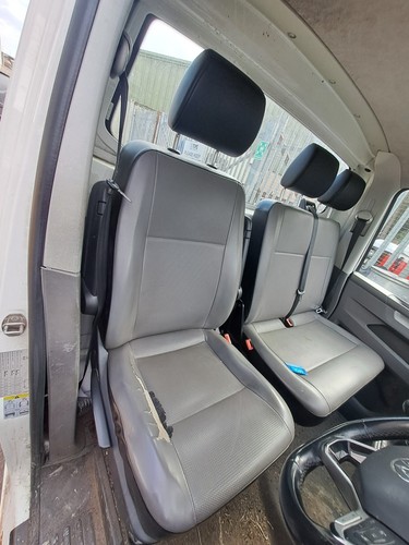 2021 transporter t30 - 2021, front