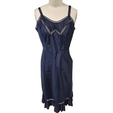 40s 50s VTG Barbizon Noisy