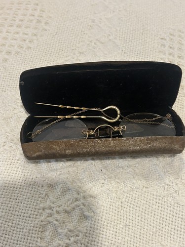 Antique pinch nose spectacles - antique,