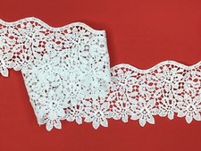 Quality White Scalloped Floral