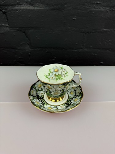 Royal albert provincial - royal,