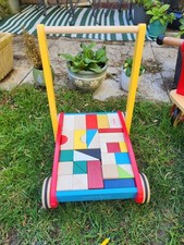 VINTAGE CHILDRENS PULL ALONG