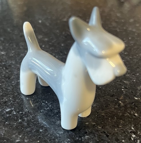 Nao lladro dog retired - lladro,