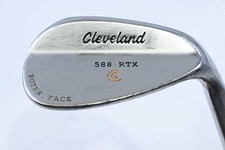 Cleveland 588 RTX Gap Wedge / 52 Degree / Wedge Flex Dynamic Gold Shaft