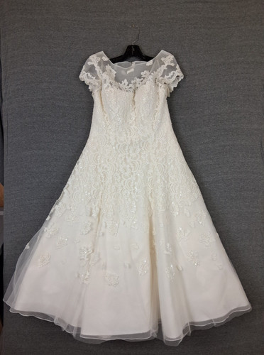 Oleg cassini wedding dress - oleg,