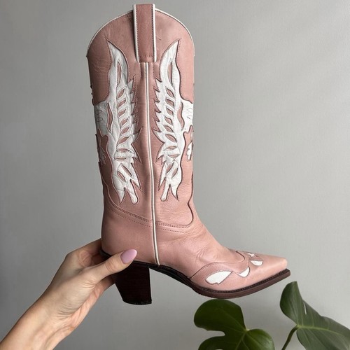 R.Soles light pink and white