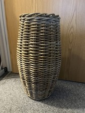 Wicker Umbrella Stand Walking