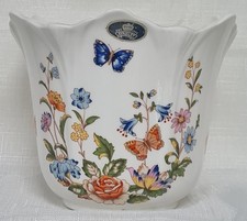 Vintage aynsley cottage - aynsley, garden