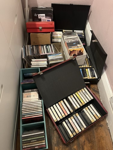 Cds and cassettes job - cassettes, lot