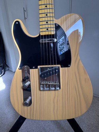 Left handed squier classic - left,