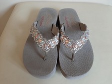 SKECHERS Cali Yoga Foam