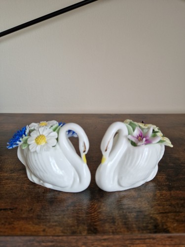 Pair vintage royal doulton - vintage,