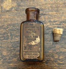 Vintage Empty Gold And Sodium Chloride Pill Bottle No. 759 Park Davis