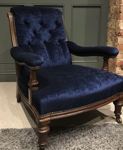Blue velvet upholstered - blue,