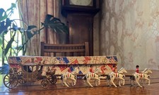 Queen Elizabeth II Boxed Coronation Coach Model Die Cast By Crescent England 