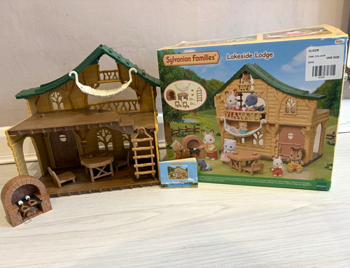 Sylvanian families lakeside - families,