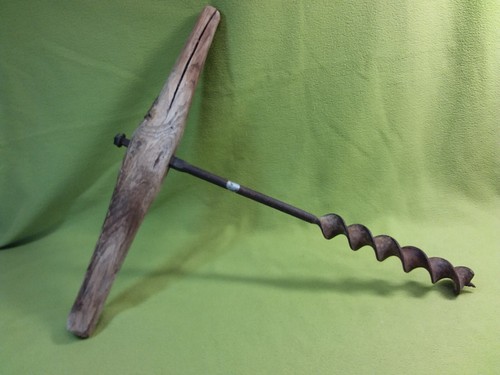 Primitive antique vtg handle - t,