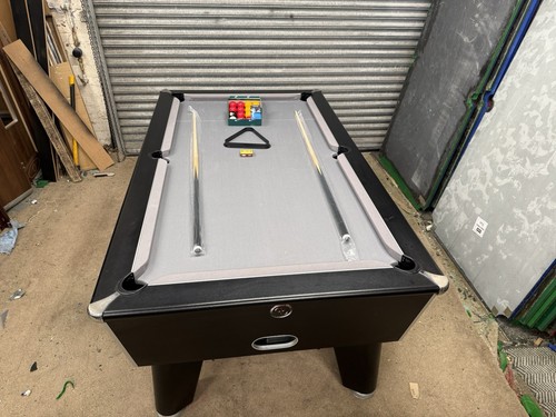7ft 4ft black ball - 7ft, coin