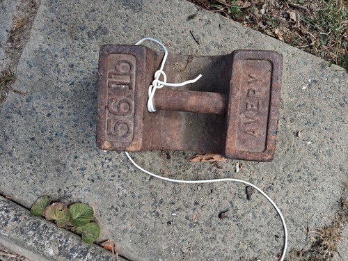 Avery vintage cast iron scale - cast,