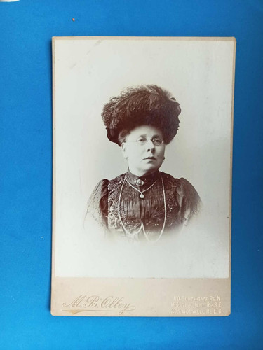 Antique victorian cabinet card - victorian,