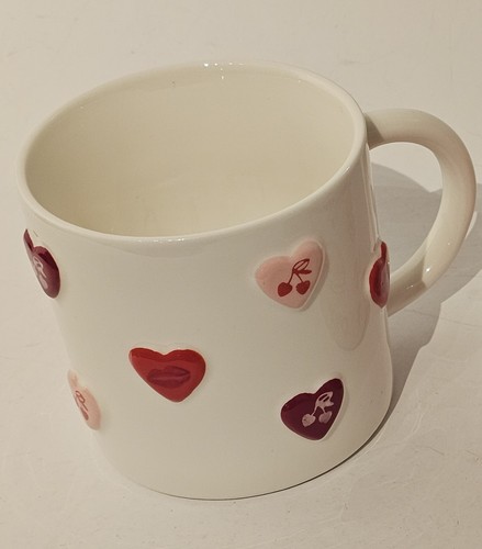 Embossed 3d hearts - m&s,