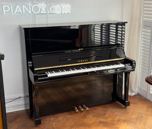 Yamaha upright piano - upright, with