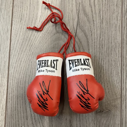 Mike tyson mini boxing gloves - mike,