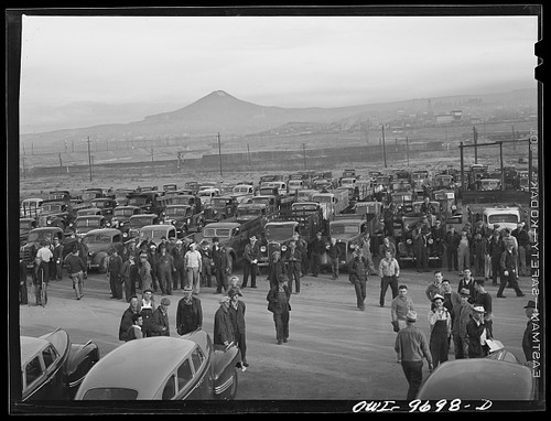 Photo butte montana 1942 scrap - montana,