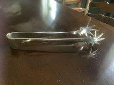 VINTAGE ANTIQUE SILVER PLATE EPNS SUGAR TONGS CLAW FOOT DESIGN