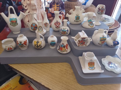 Vintage crested ware china - vintage,