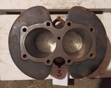 Triumph TR6 T120 6T 9 Stud