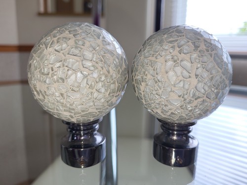 Curtain pole ends ice - -,