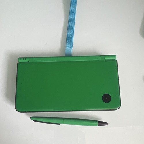 Nintendo dsi green - xl, green/black