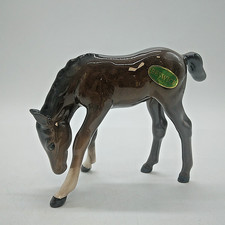 Beswick Brown Grazing Foal Glossy Model No. 946 Stickers Attached & Original Box