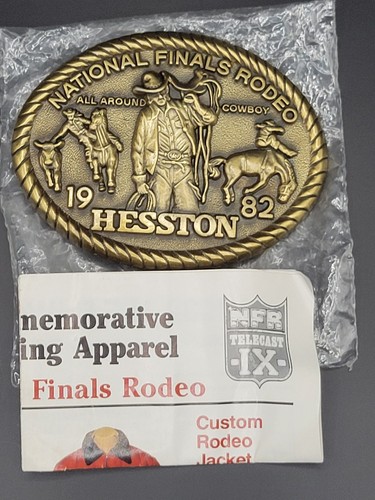 Vtg 1982 hesston - vtg,