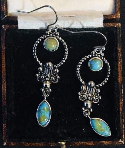 Vintage style jewellery - vintage,