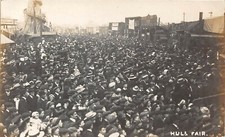 POSTCARD  HULL FAIR CROWDS  - FAIRGROUND STALLS 1911