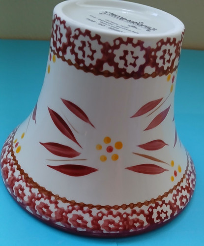 Pedestal for temptations cake - temptations,