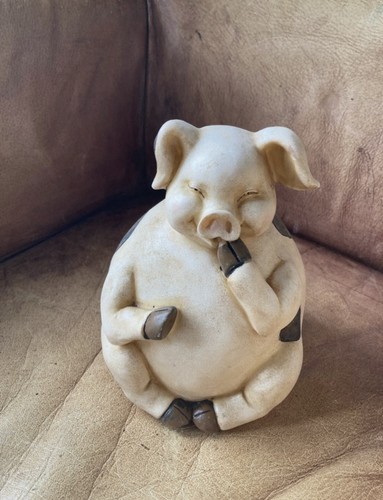 Tall sitting pig ornament - sitting,