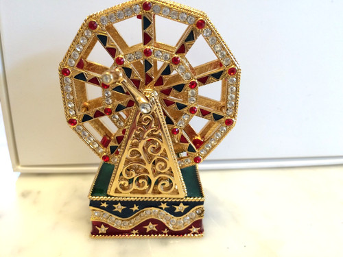 Estée lauder collectible - estée,