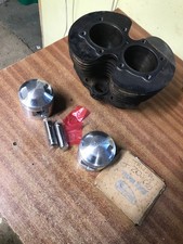 TRIUMPH UNIT 650  BARRELS STD