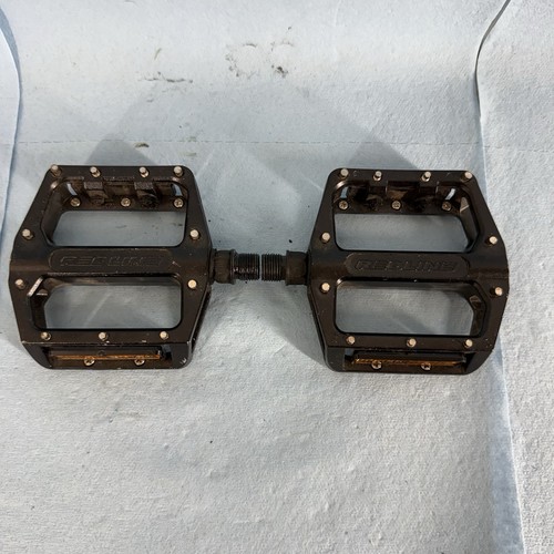 Redline bmx allot pedals - 9/16,