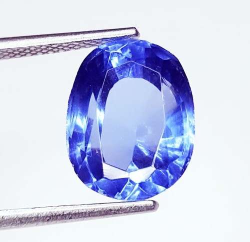 Natural blue sapphire - natural, ct