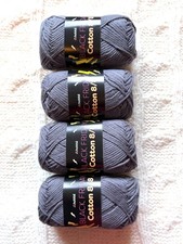 4 balls x 50g Hobbii : Black