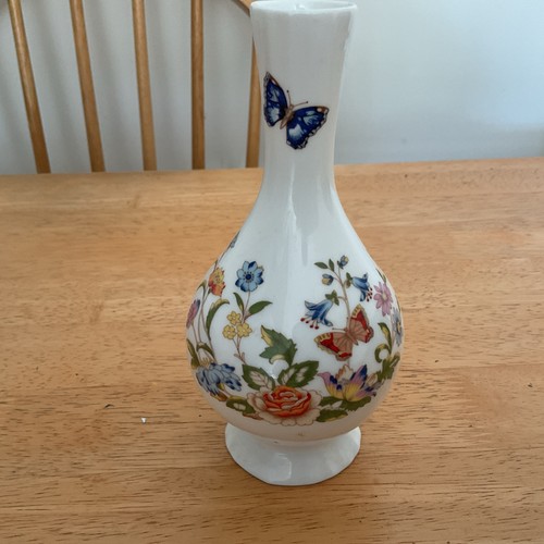 Preloved aynsley bone - bone, china