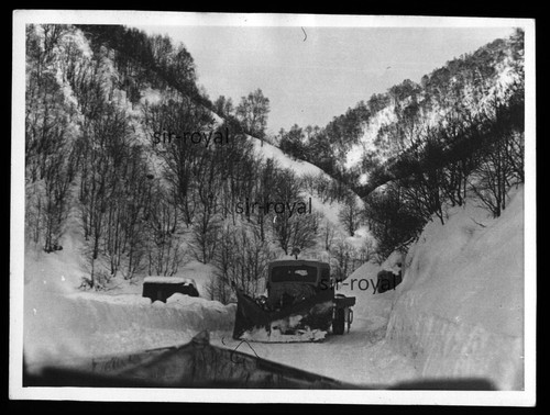 Snow plow 1940s - -,