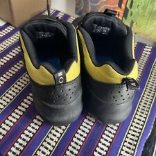 OAKLEY Nail Skull Crossbones