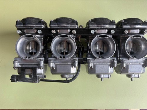 Kawasaki gpz900r carbs - kawasaki, gpz900